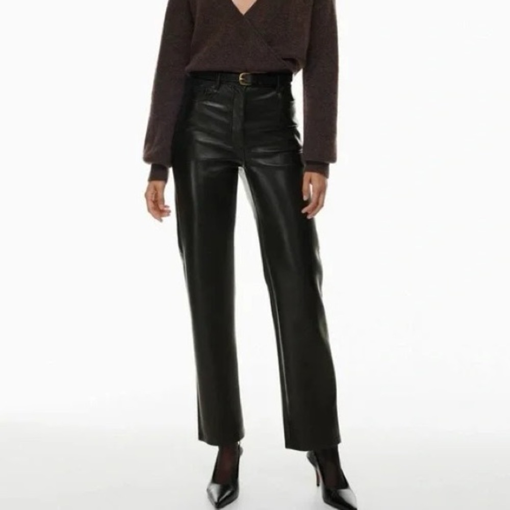 Aritzia Wilfred Melina Vegan Leather High Rise Straight Pants Women’s Size 4